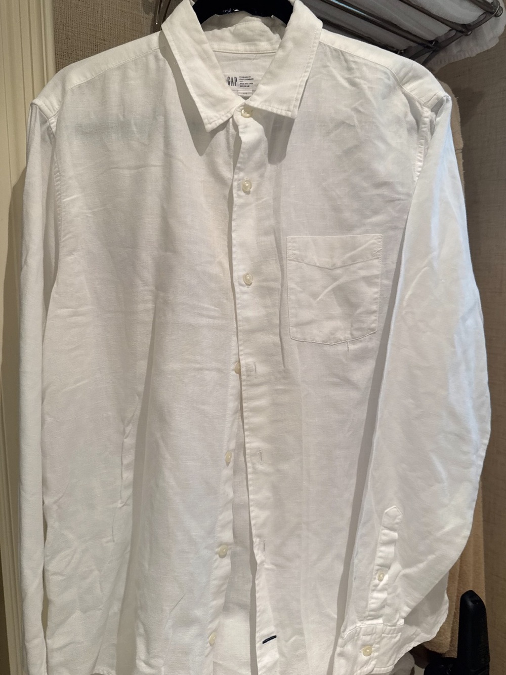 GAP White Men’s Long-Sleeve Button Shirt